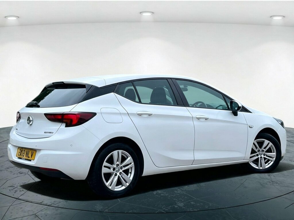 Vauxhall Astra 1.6 Cdti Ecotec Blueinjection Tech Line Nav Euro 6 White #3