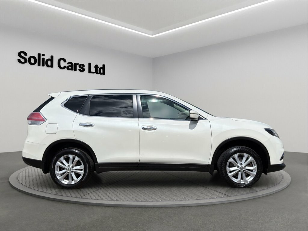 Nissan X-Trail Suv White #3