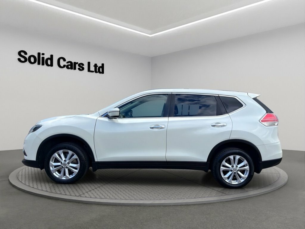 Nissan X-Trail Suv White #4