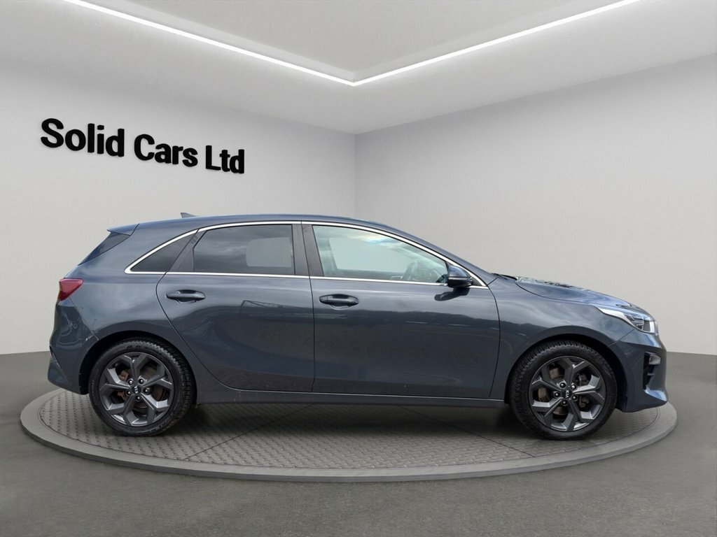Kia Ceed Hatchback Grey #5