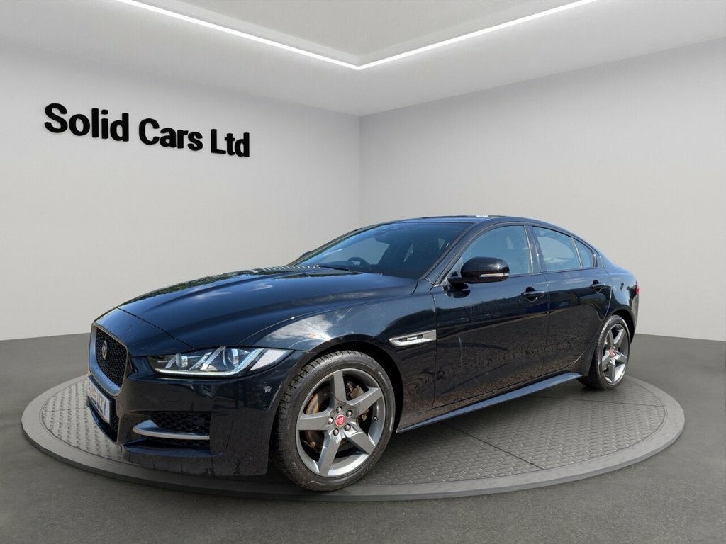 Jaguar XE Saloon Black