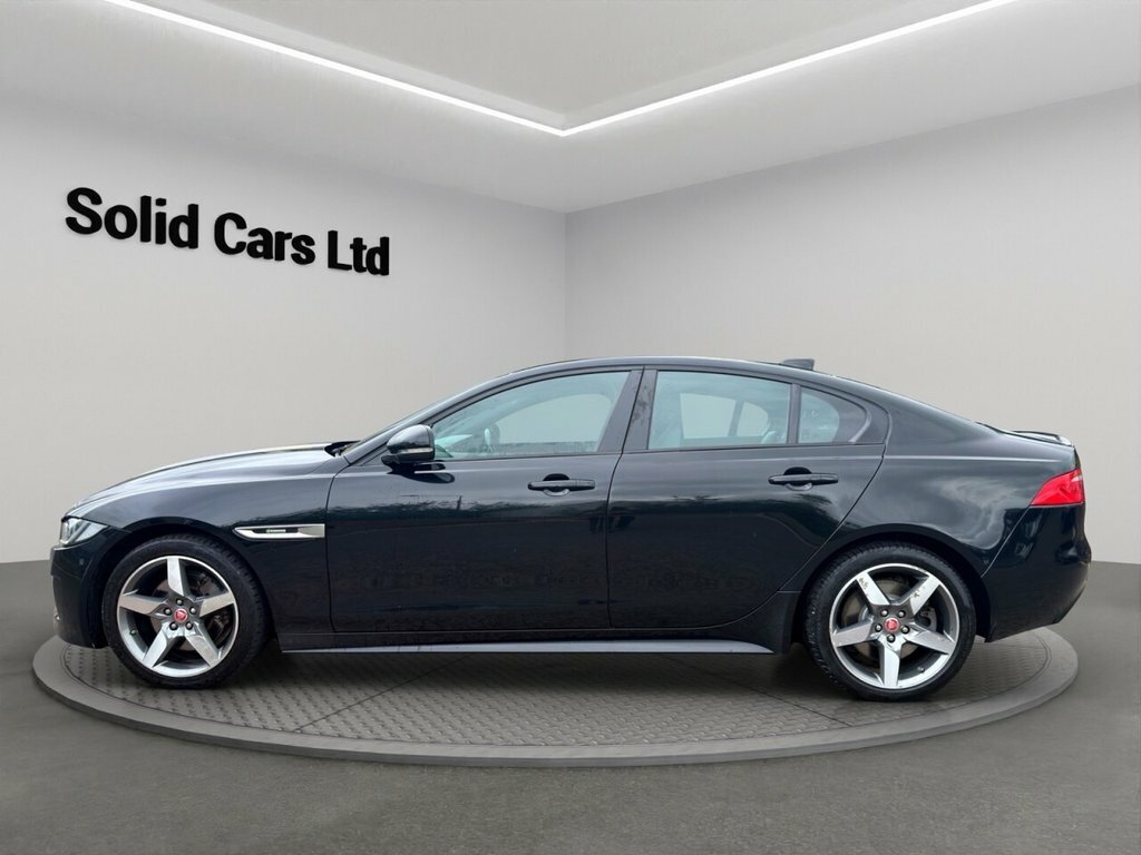 Jaguar XE Saloon Black #6