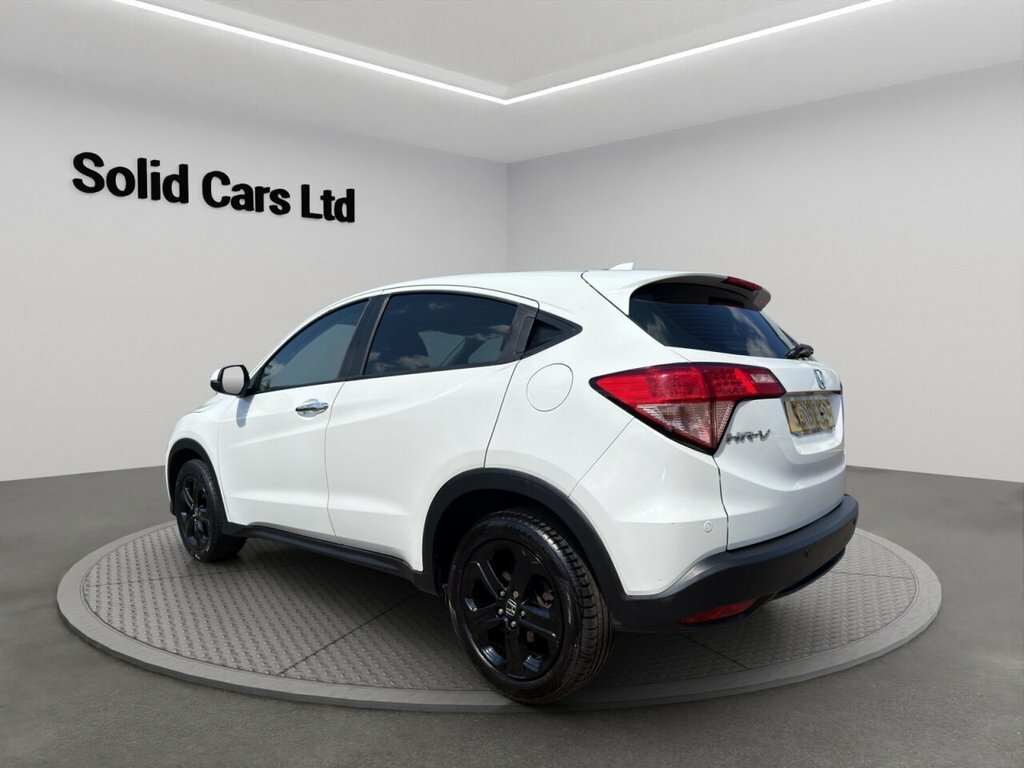 Honda Hr-V Suv White #5