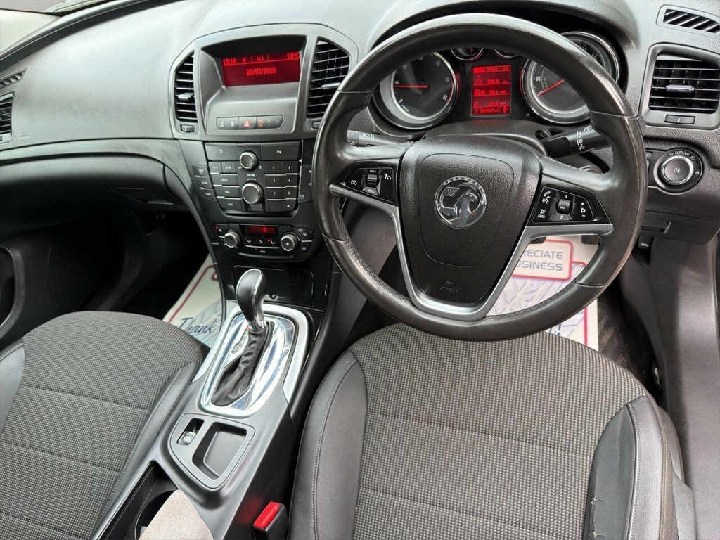 Vauxhall Insignia Hatchback #23