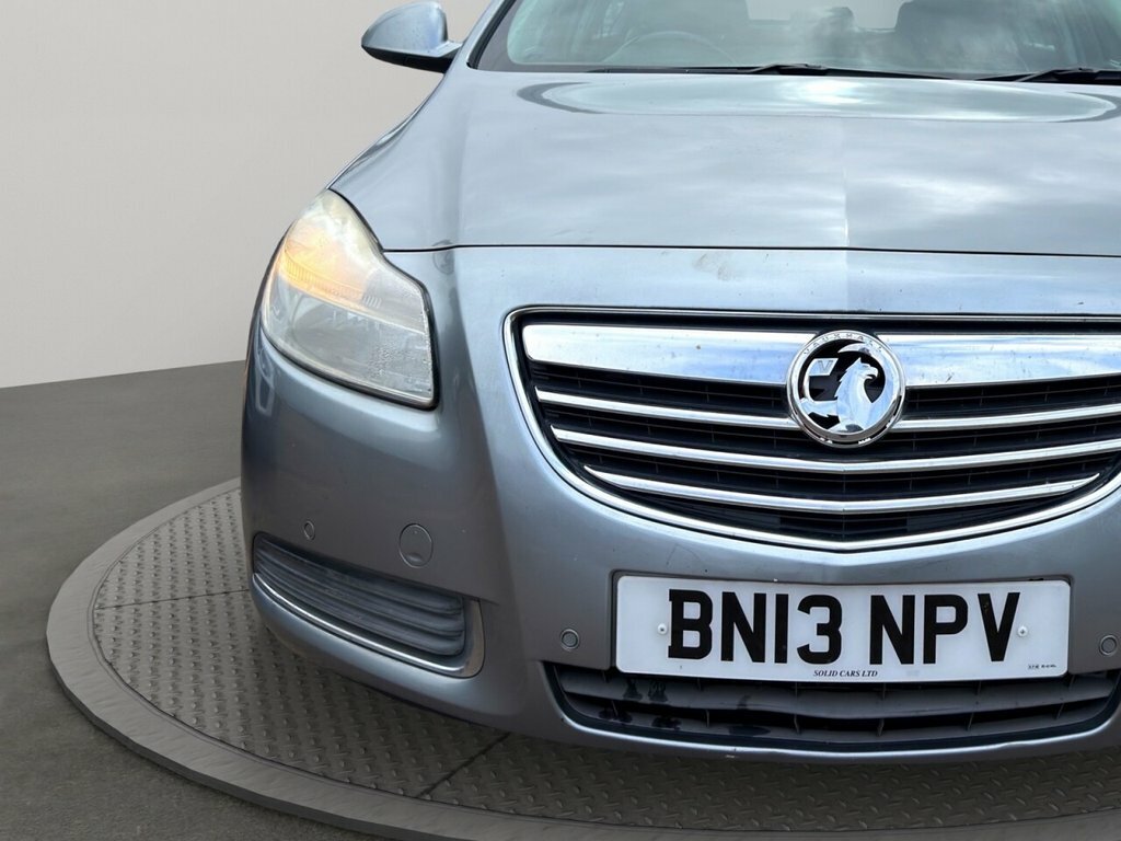 Vauxhall Insignia Hatchback #28