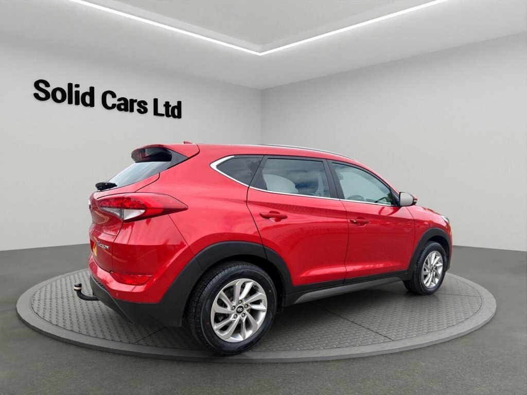 Hyundai Tucson Suv Red #6