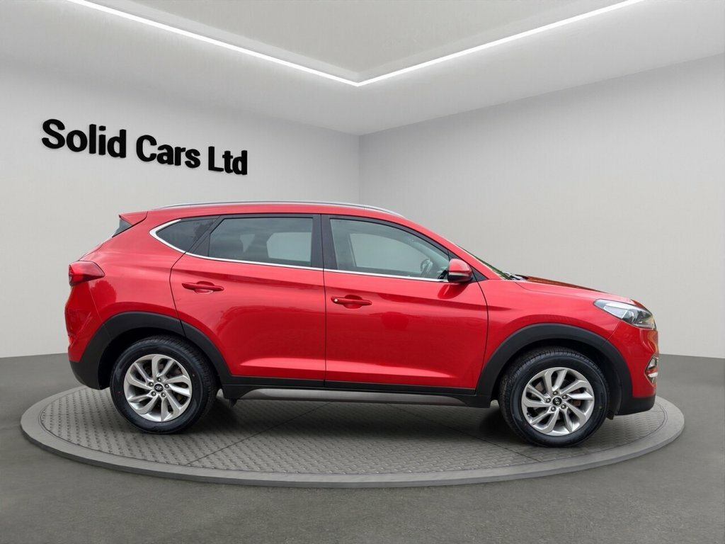 Hyundai Tucson Suv Red #5