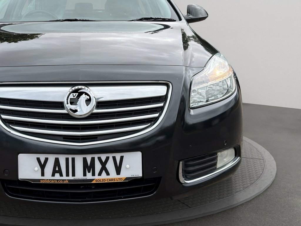 Vauxhall Insignia Sri Nav Cdti 5-Door White #29