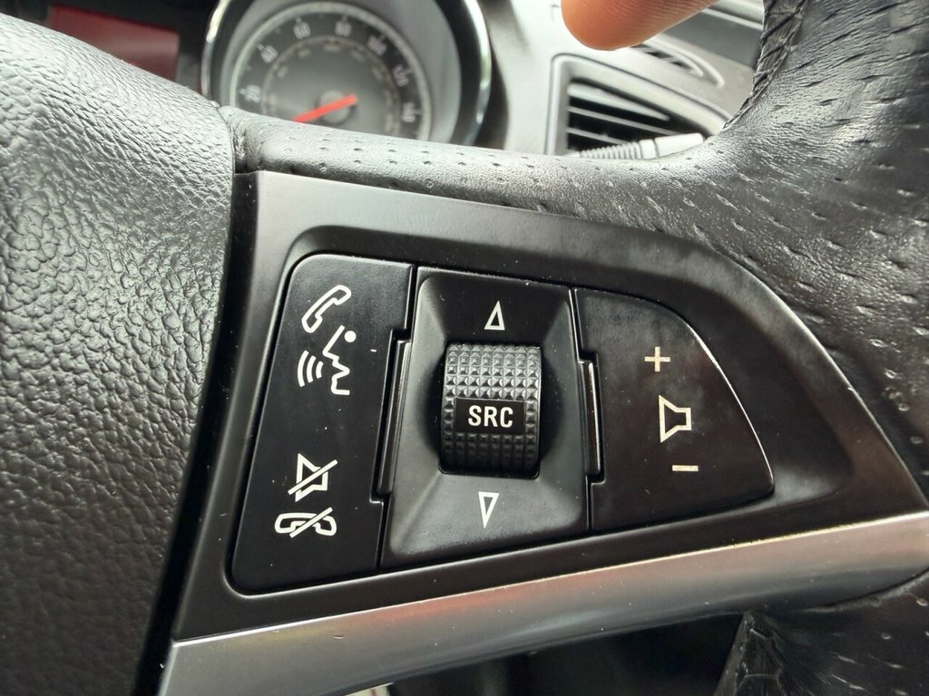 Vauxhall Insignia Sri Nav Cdti 5-Door White #35