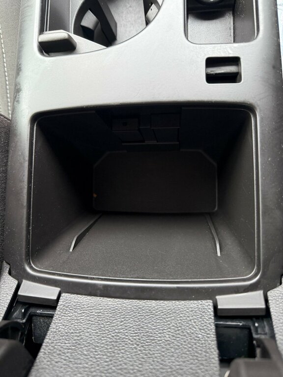 Vauxhall Insignia Sri Nav Cdti 5-Door White #40