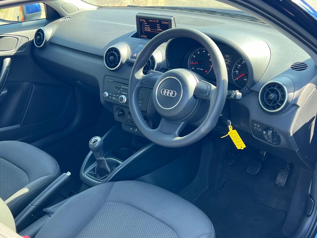 Audi A1 1.2 Tfsi Se Euro 5 Ss BJ60RWN Blue #3