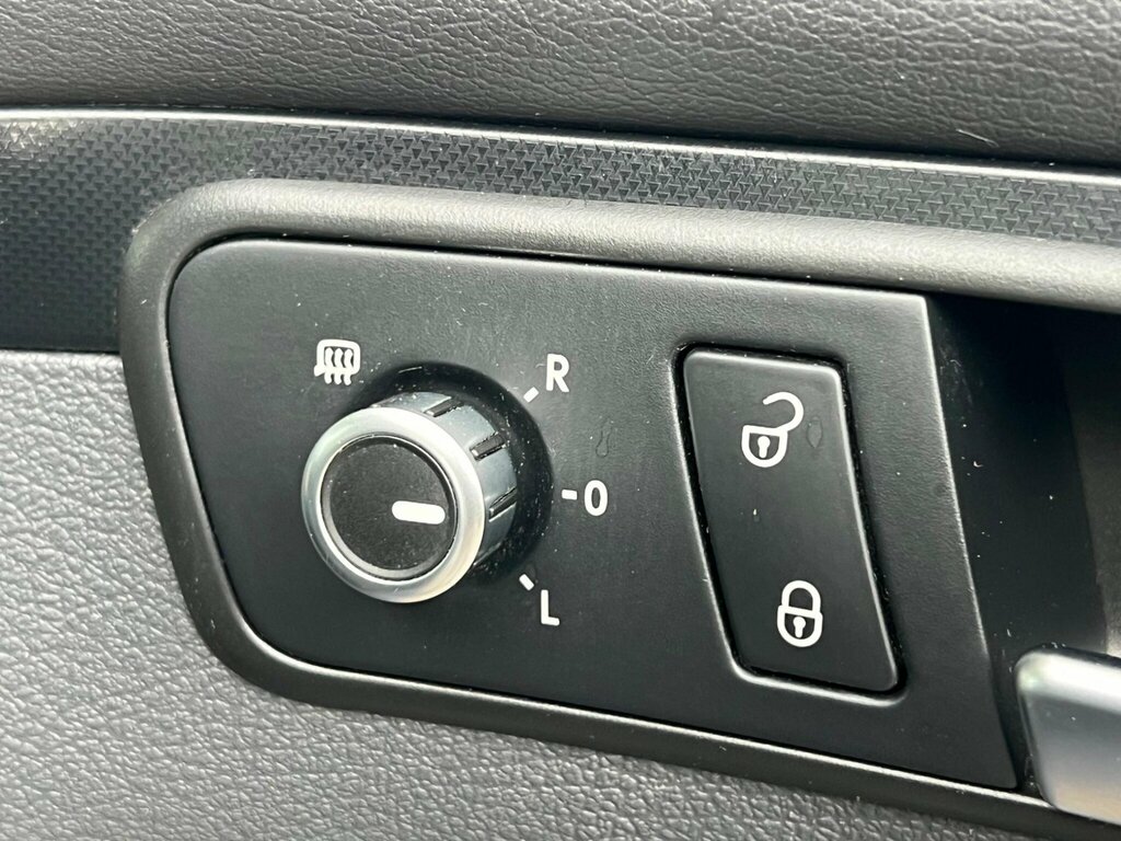 Volkswagen Touran Beige #17