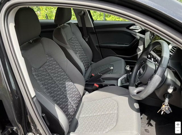 Audi A1 1.0 Tfsi 30 Sport Sportback Euro Black #3