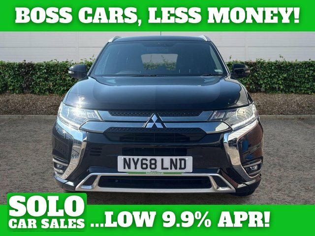 Mitsubishi Outlander Phev 4H White #9