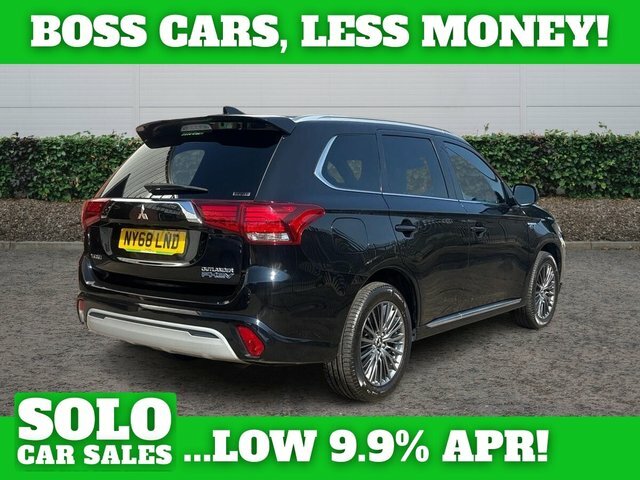 Mitsubishi Outlander Phev 4H White #3