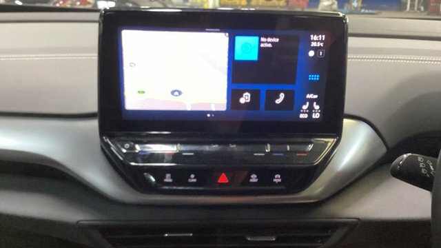 Volkswagen ID.4 Pure 52Kwh Life Edition Suv 148 White #2