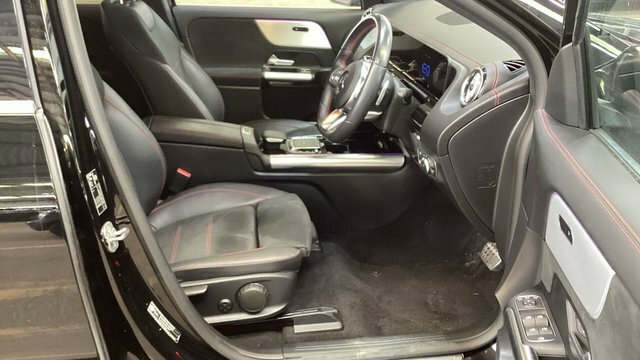Mercedes-Benz EQA Eqa 250 70.5Kwh Amg Line Suv 1 Black #3