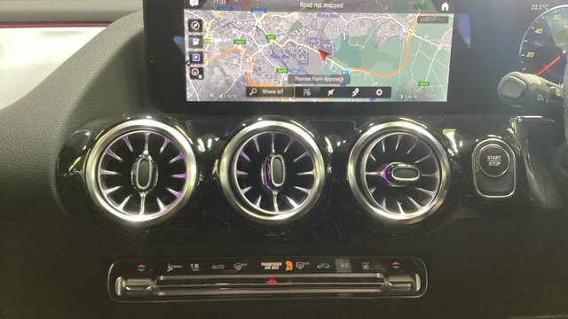 Mercedes-Benz EQA Eqa 250 70.5Kwh Amg Line Suv 1 Black #2