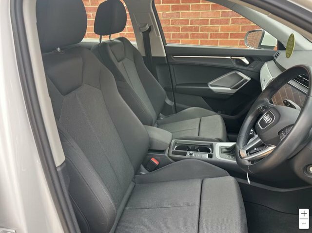 Audi Q3 1.5 Tfsi Cod 35 Sport Suv S Tronic Euro White #3