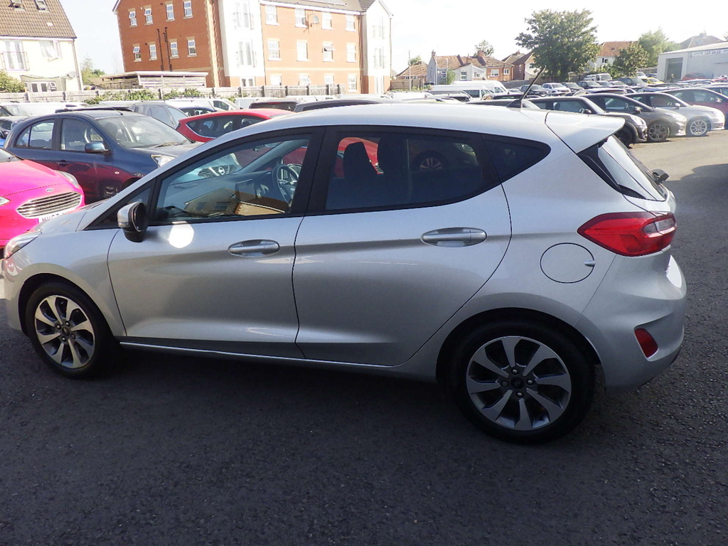 Ford Fiesta Trend #6