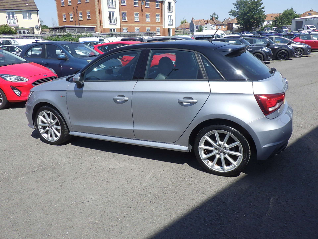 Audi A1 Sportback Tfsi S Line GL15PFN #6