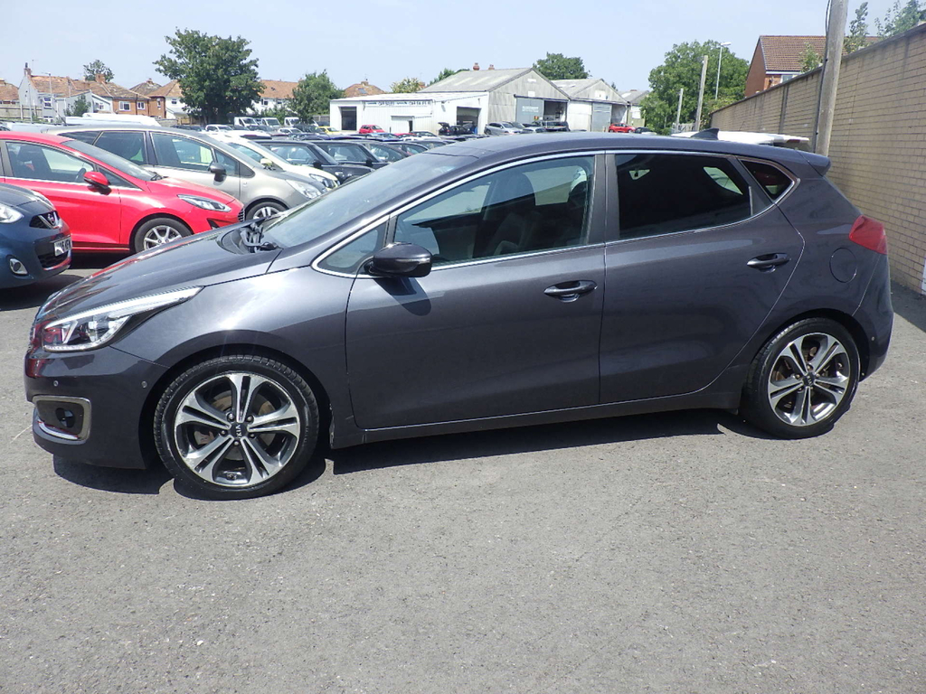 Kia Ceed 4 Isg Crdi  #6