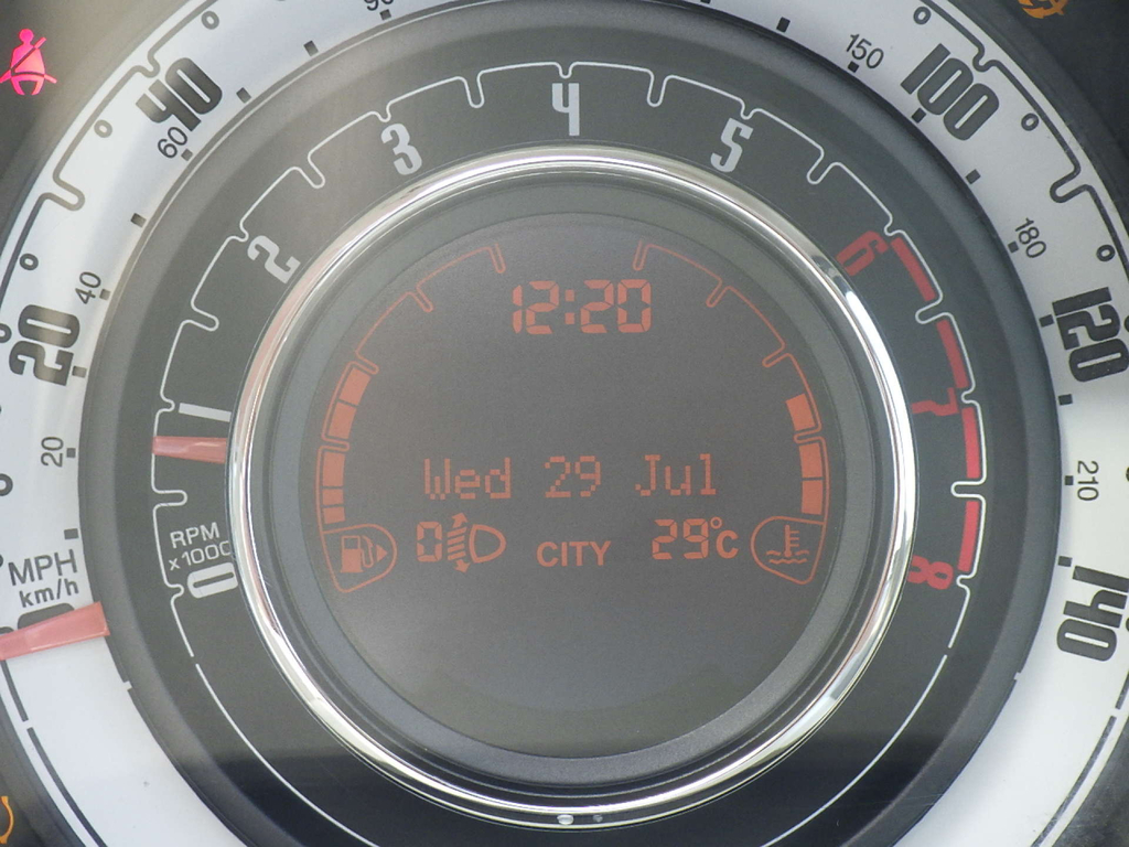 Fiat 500C 1.2 Lounge 69 Bhp White #31