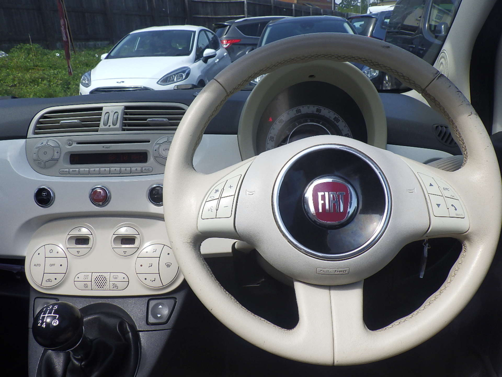 Fiat 500C 1.2 Lounge 69 Bhp White #32