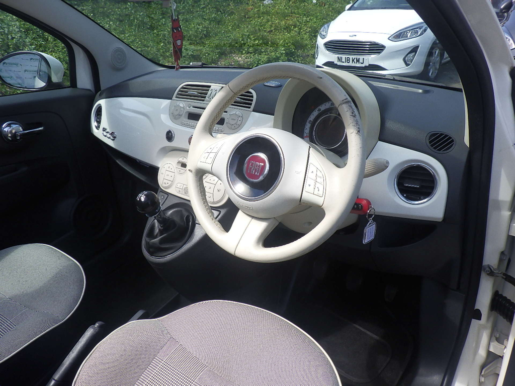 Fiat 500C 1.2 Lounge 69 Bhp White #25