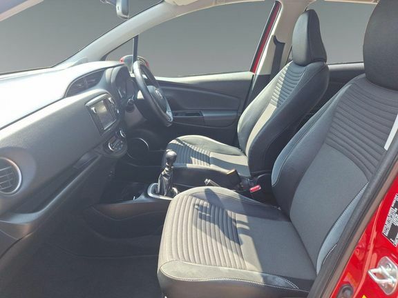 Toyota Yaris 1.5 Hybrid Sport Cvt Grey #15
