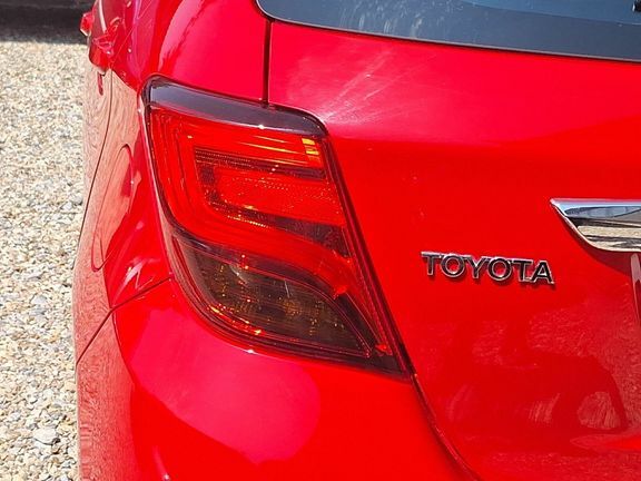 Toyota Yaris 1.5 Hybrid Sport Cvt Grey #18