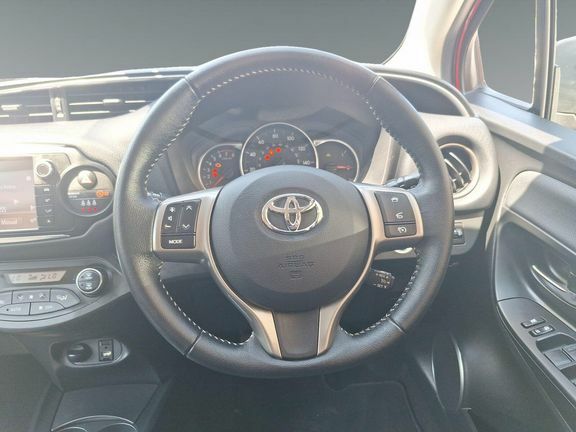 Toyota Yaris 1.5 Hybrid Sport Cvt Grey #12