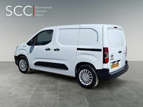 Toyota Proace City Icon L1 Ev 50Kw 11Kw Obc 800Kg White #4