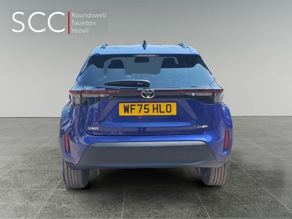 Toyota Yaris Cross Design Fwd Blue #5