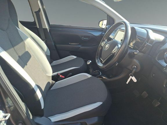 Toyota Aygo X X-press Grey #9