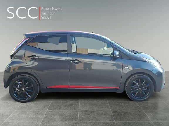 Toyota Aygo X X-press Grey #7