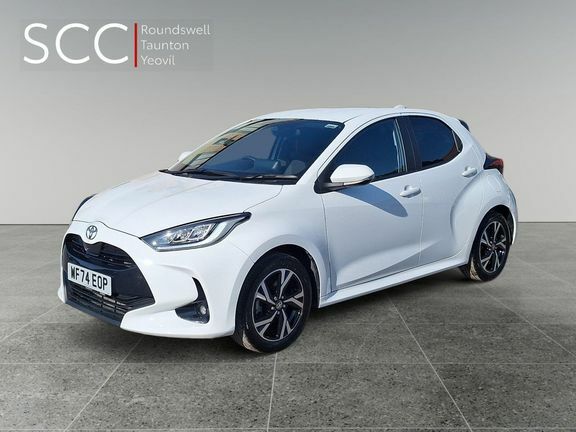Toyota Yaris Design White #2