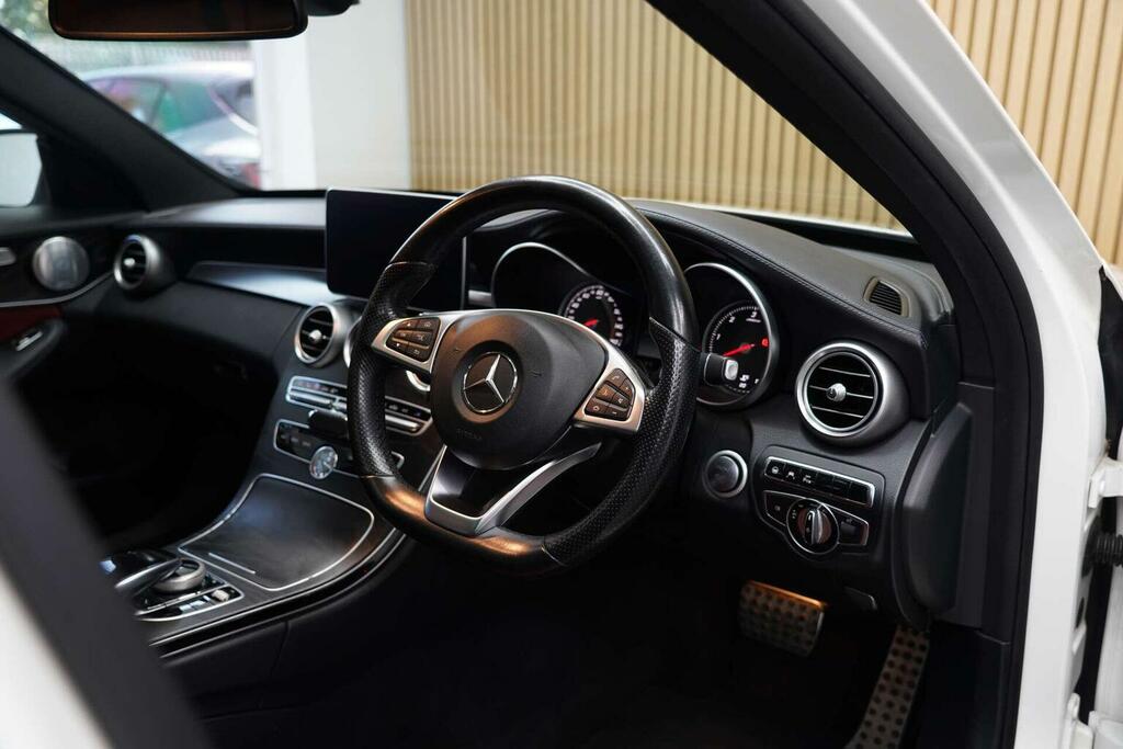 Mercedes-Benz C Class 2.1 C220d Amg Line Premium Plus 7G-tronic Euro DU65NDF White #2