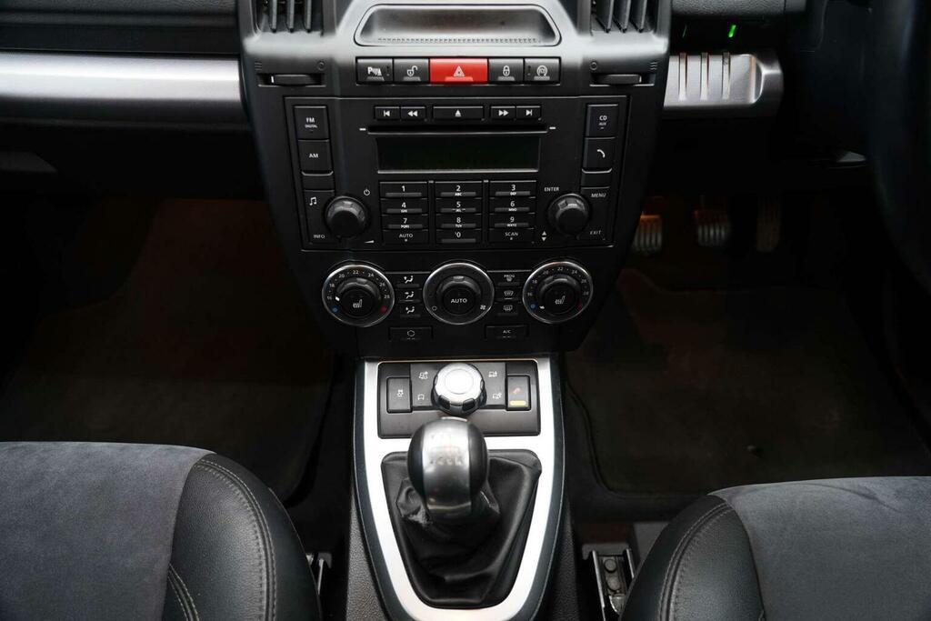 Land Rover Freelander 2 2 Gold #25