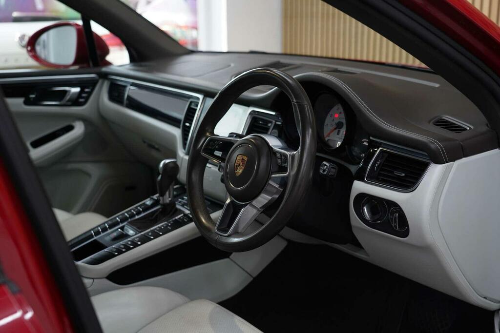 Porsche Macan Suv 3.0T V6 Gts Pdk 4Wd Euro 6 Ss 201717 KD17CUW Red #2