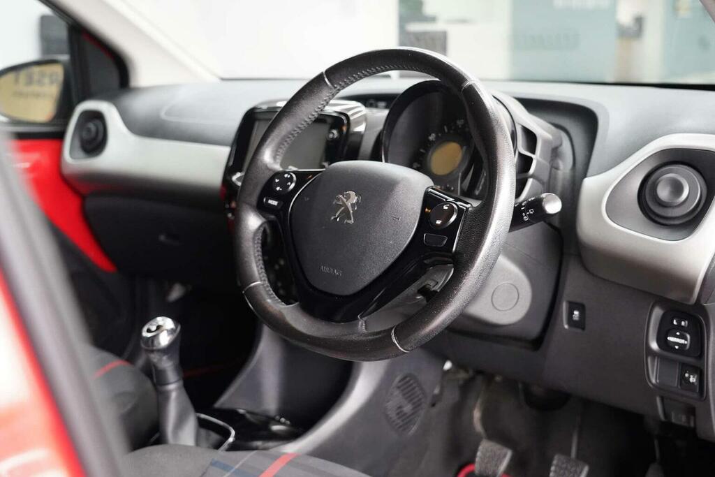 Peugeot 108 1.2 Puretech Allure Euro 6 Red #3