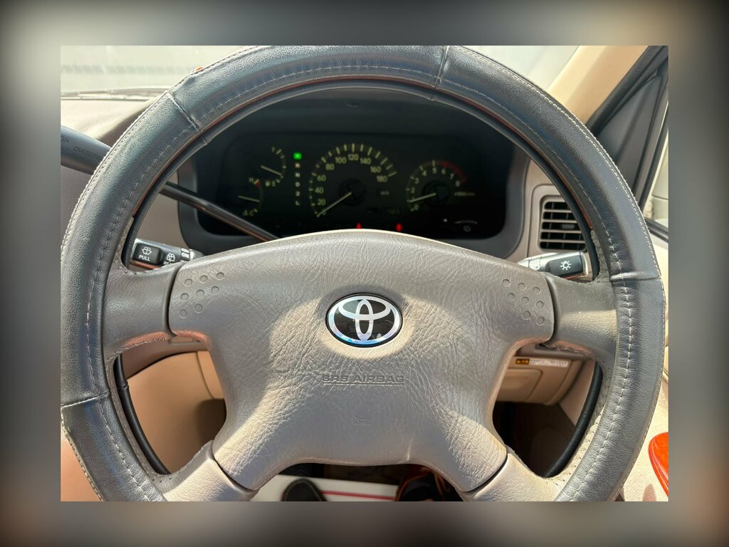 Toyota Granvia 3.4 Prime Selection 8 Seater White #6