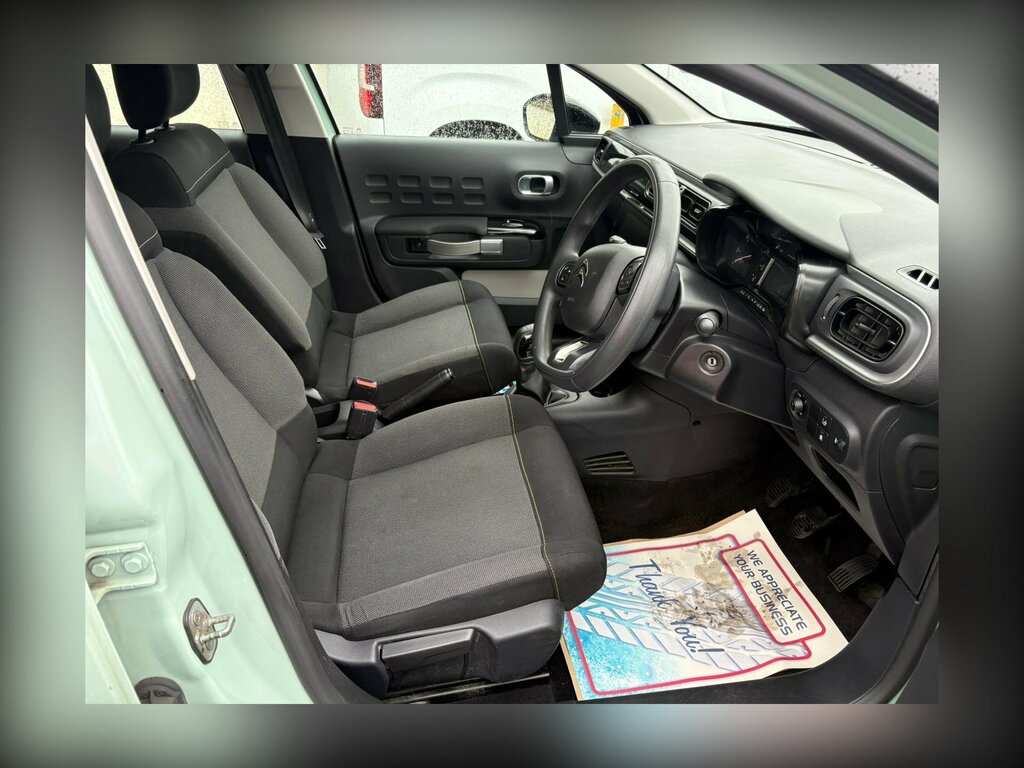 Citroen C3 1.2 Puretech Feel Hatchback Euro Green #2