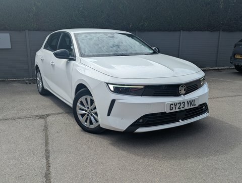 Vauxhall Astra Design White