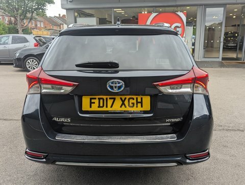 Toyota Auris 1.8 Hybrid Excel Tss Cvt Red #10