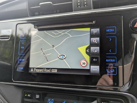 Toyota Auris Vvt-i Excel Touring Grey #2