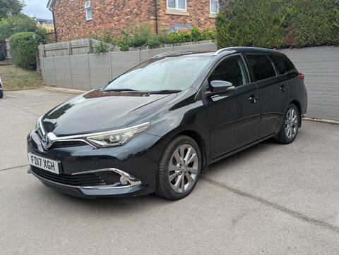 Toyota Auris 1.8 Hybrid Excel Tss Cvt Red #7