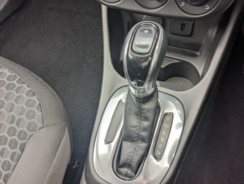 Vauxhall Corsa Design Red #2