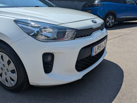 Kia RIO 1.25 2 Red #9