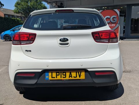 Kia RIO 1.25 2 Red #10